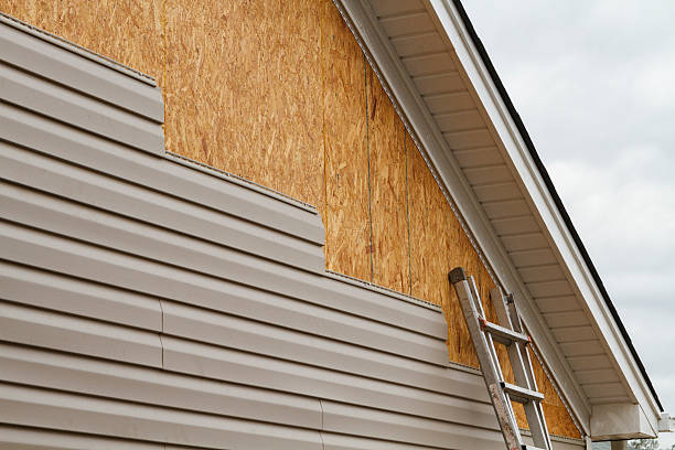 24/7 Emergency Siding Installation experts in Four Oaks, NC